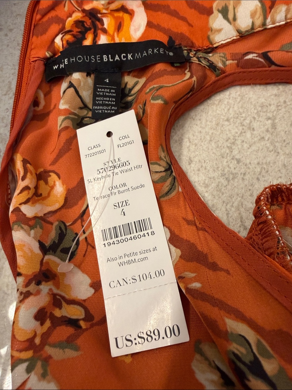 White House Black Market Floral Top - Picture 6 of 7